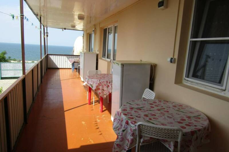 Трехместный номер с видом на море