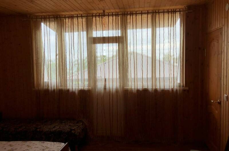 Трёхместный номер с балконом