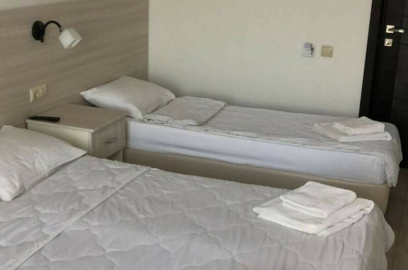 «Стандарт» 3-х местный с видом на горы