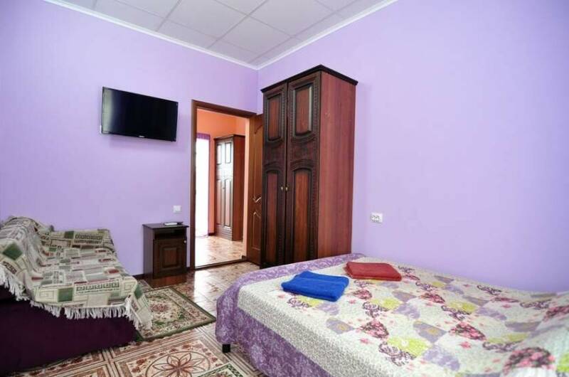 Двухкомнатный «Люкс» с мини-кухней