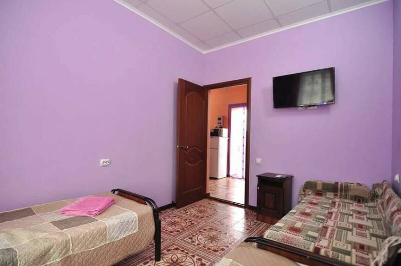 Двухкомнатный «Люкс» с мини-кухней