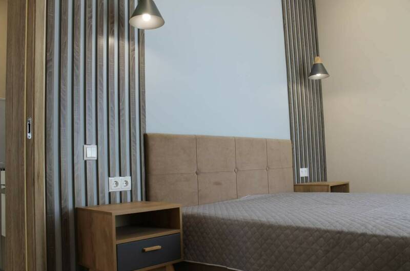 «Люкс» с 1-ой спальней (Вид: море и горы)