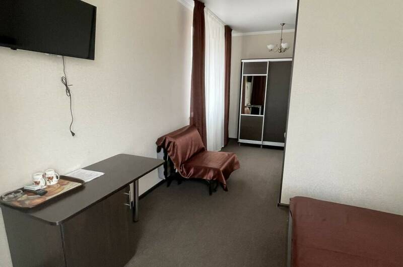 Трехместный «Комфорт» с балконом