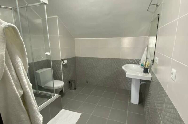 Номер «Люкс» 4-х местный