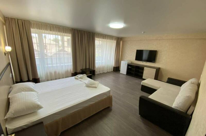 Номер «Люкс» 4-х местный