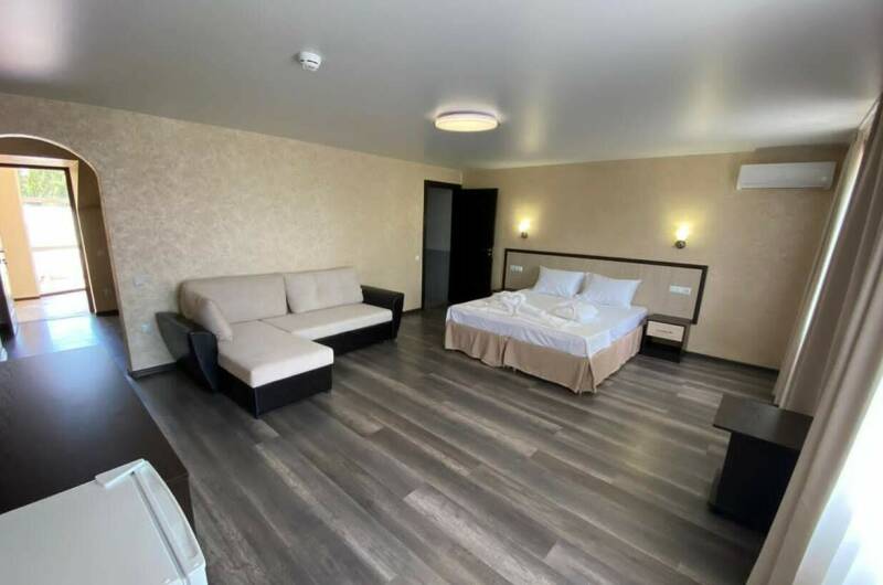 Номер «Люкс» 4-х местный