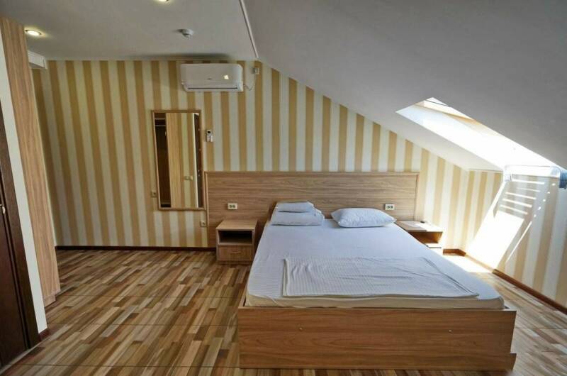 Двухкомнатный номер «Семейный» (без балкона)