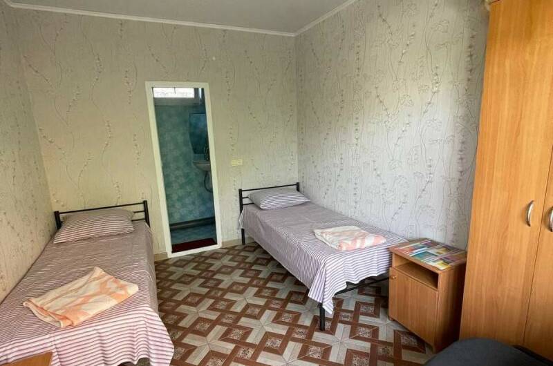 2-х местный номер «c удобствами»