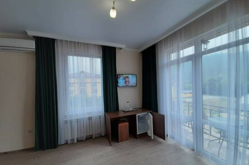 Четырехместный «Стандарт» с балконом