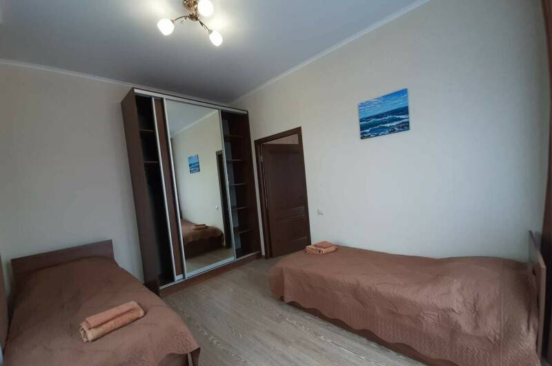 Четырехместный двух комнатный с балконом