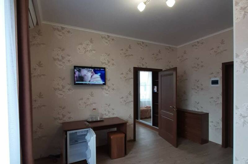 Четырехместный двух комнатный с балконом