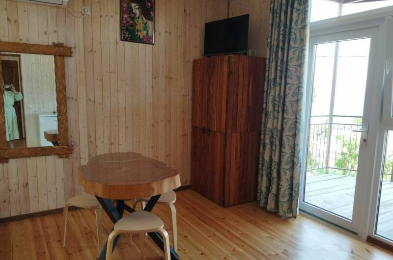 5ти местные