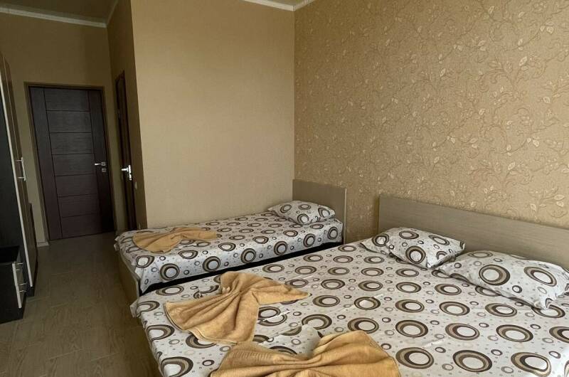 3х местный с балконом