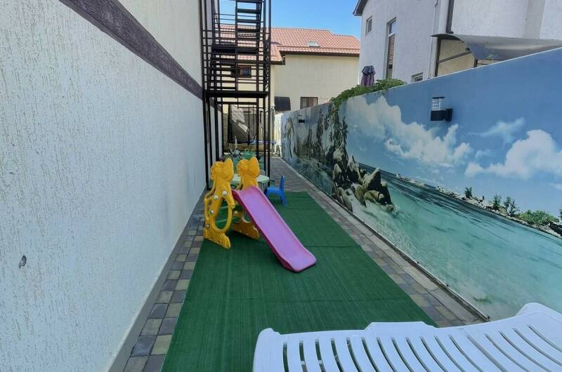 3х местный с балконом