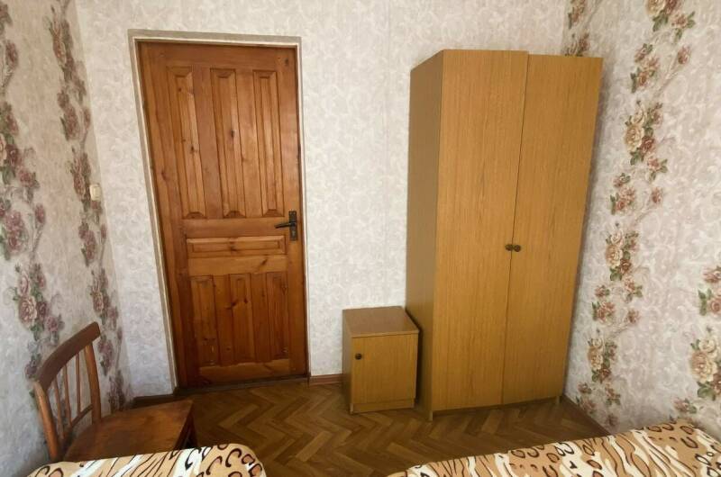 «Эконом» трёхместный