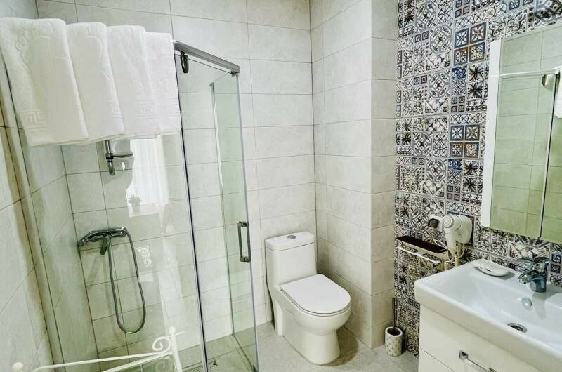 Семейный люкс (двухкомнатный номер)