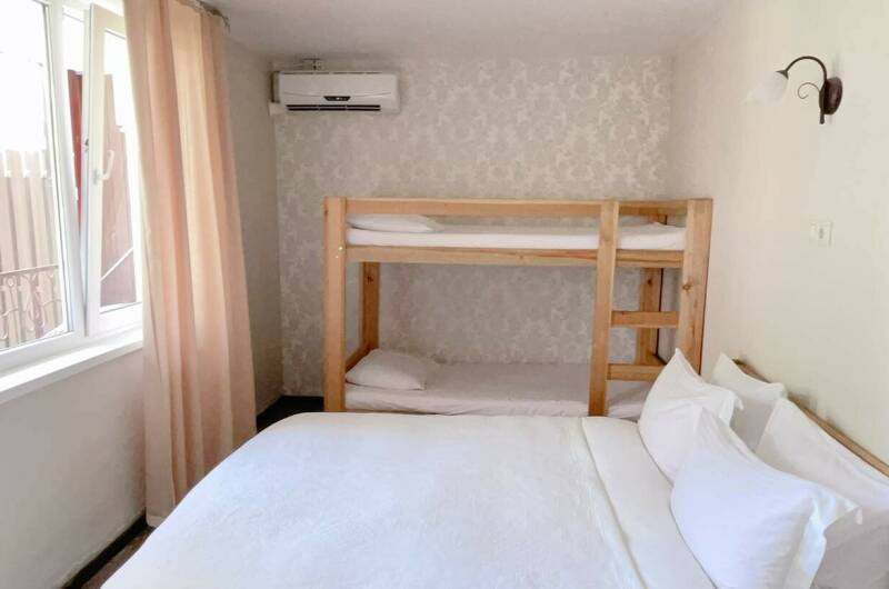 Четырёхместный номер 1