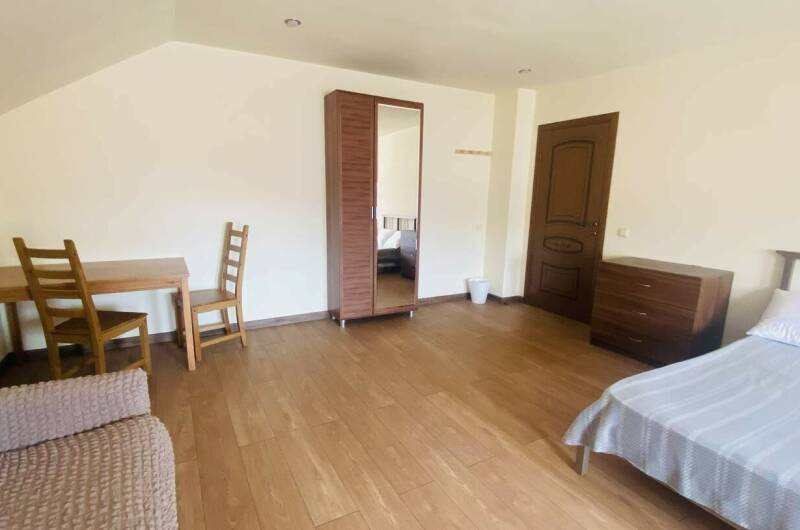 Номер 42 (4 этаж)