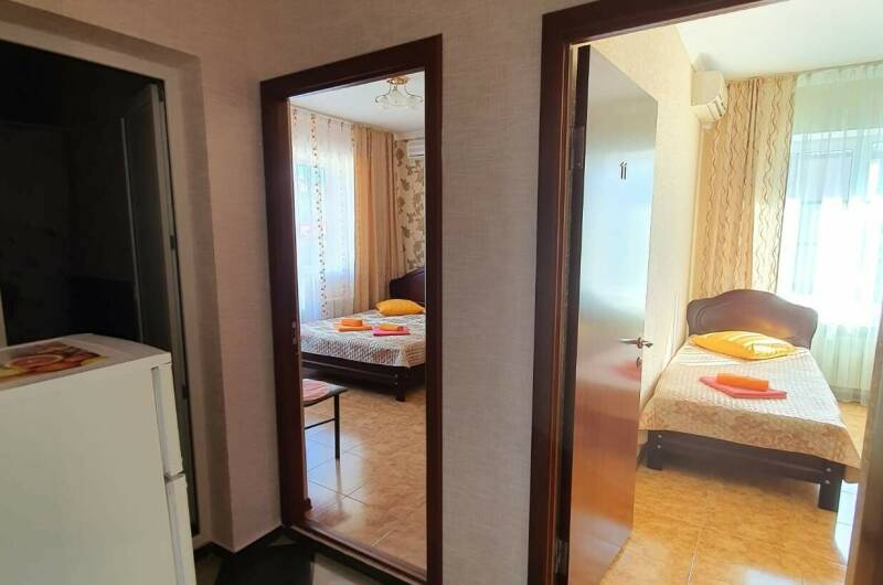 Двухкомнатный номер «Семейный Люкс»