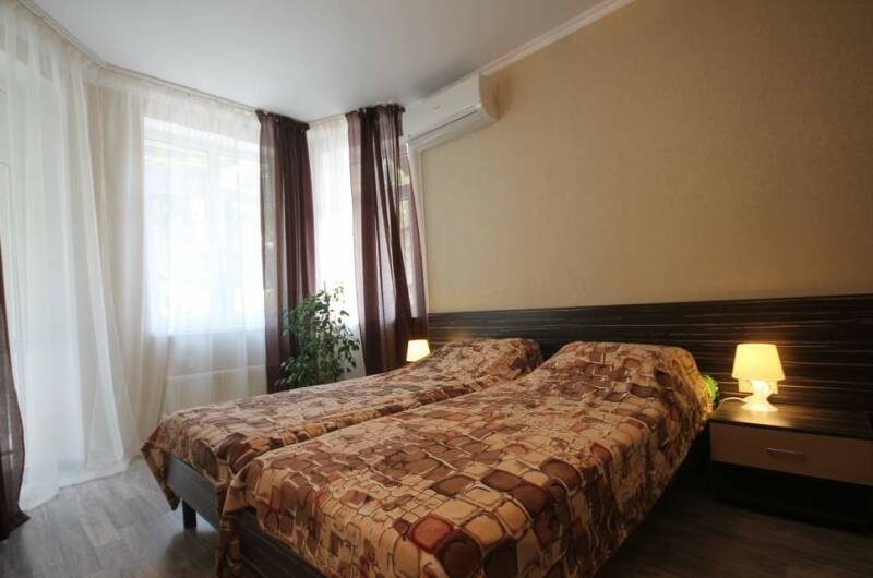 С окнами на сосновый бор