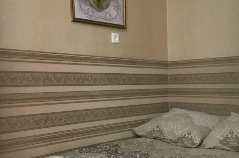 На первом этаже с беседкой