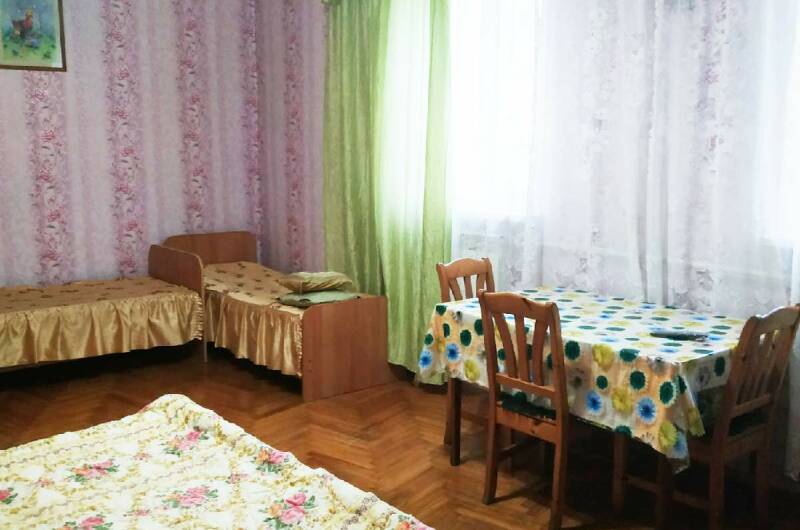Пятиместный номер (каминная)