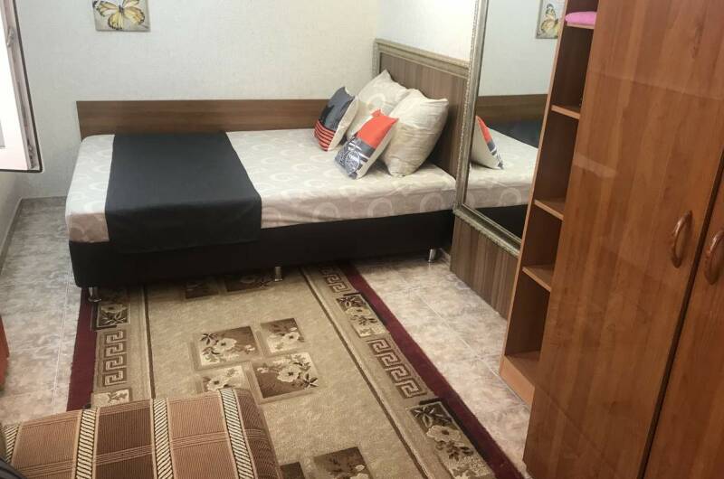 Однокомнатная квартира с кухней в коттедже на 1 эт