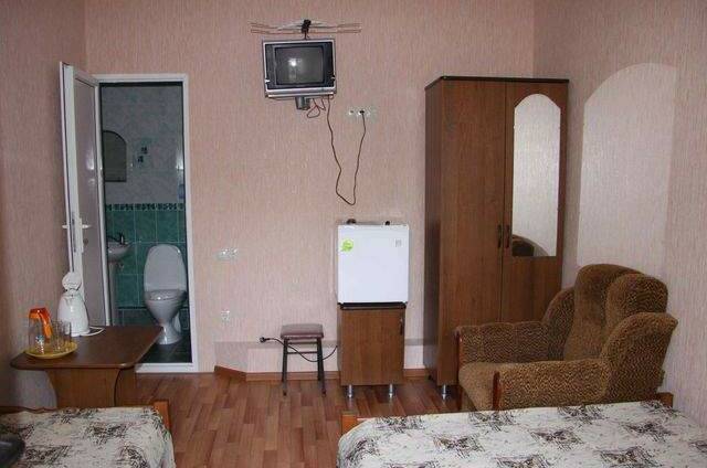 3-местный