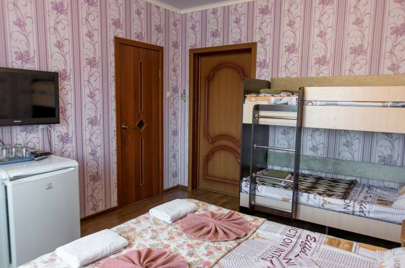 Трехместный мансарда