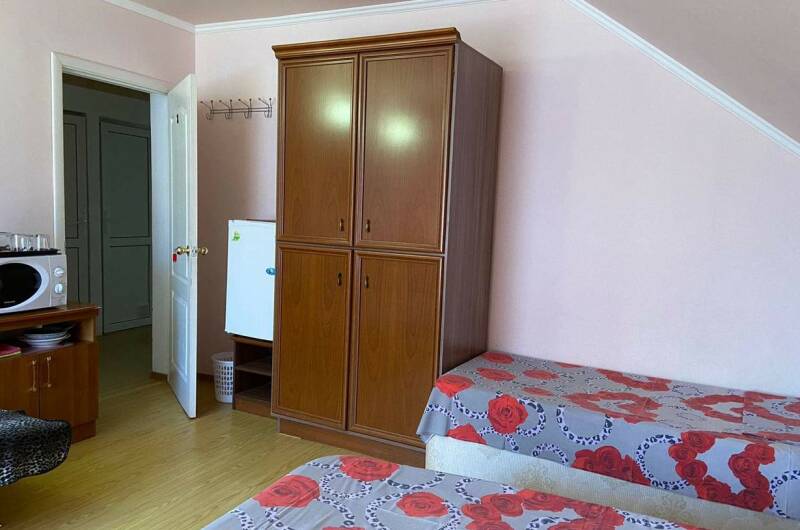 Большой комфорт. 3й эт дома 4−6 чел, балкон