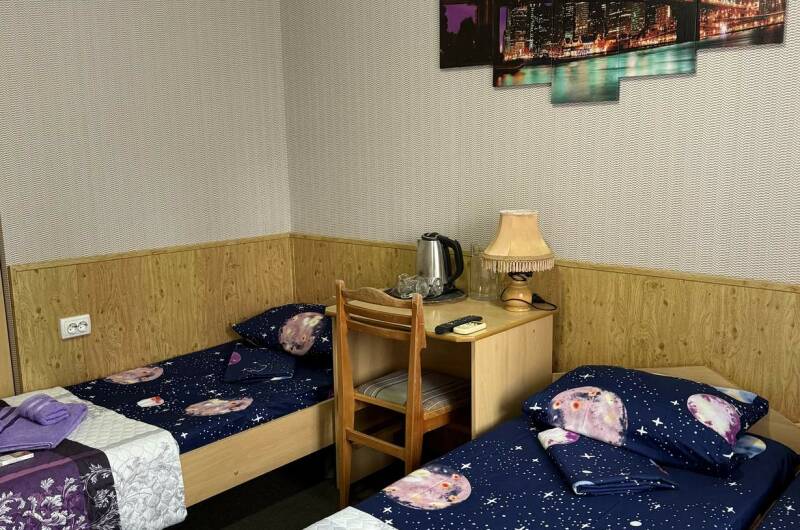 Трехместный улучшенный стандарт (3этаж)