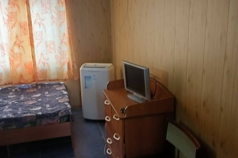 Четырехместный номер с двуспальной кроватью