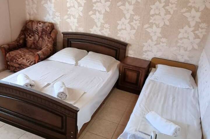 Комната на 4 человека с удобствами