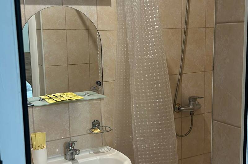 Двухместный с общей кроватью с балконом в номере