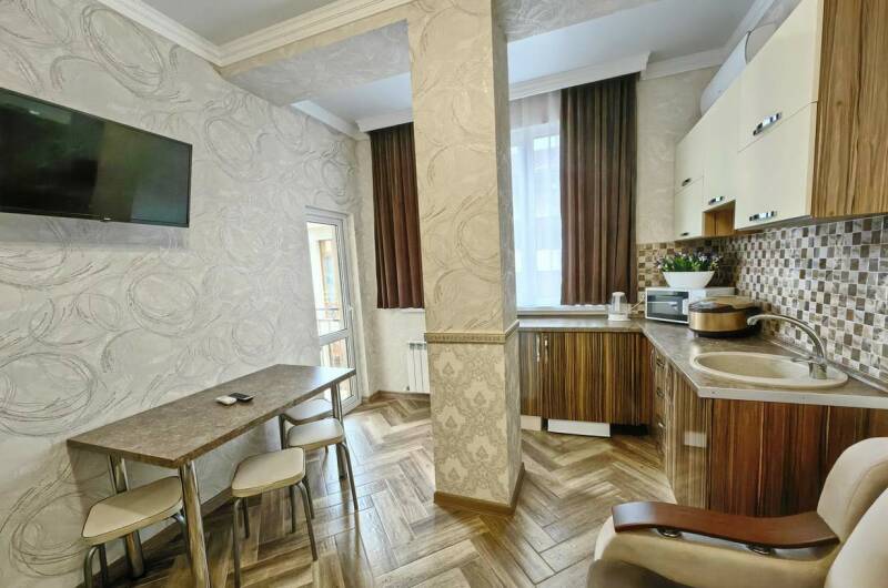 Двухкомнатный с кухней