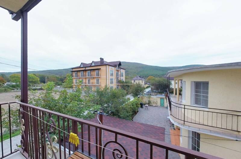3-х местный «Комфорт» с панорамным окном, 2 этаж