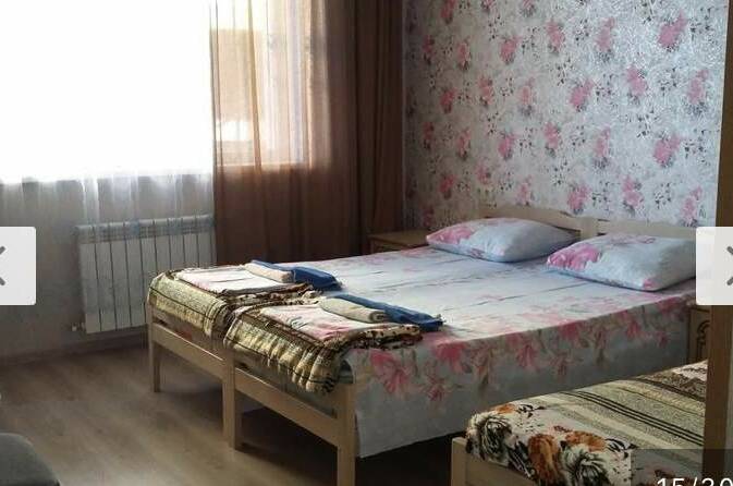 Трехместный номер с санузлом внутри, на 1 этаже