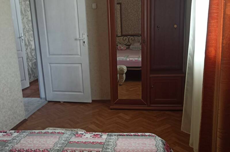 26. Трехкомн. номер с раздельн. комнатами и кухней