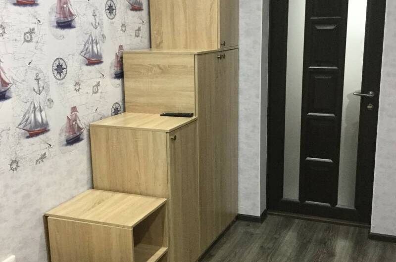 «Эконом» на втором этаже