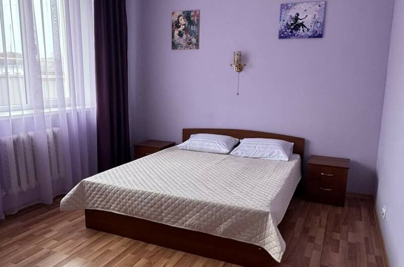 Двухместная комната с двусп. кроватью и допмест