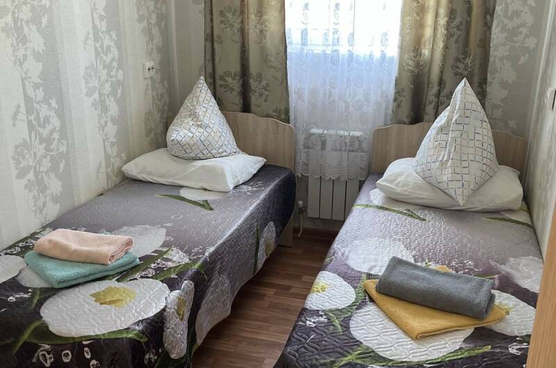 Двухкомнатный «Люкс» с мини-кухней
