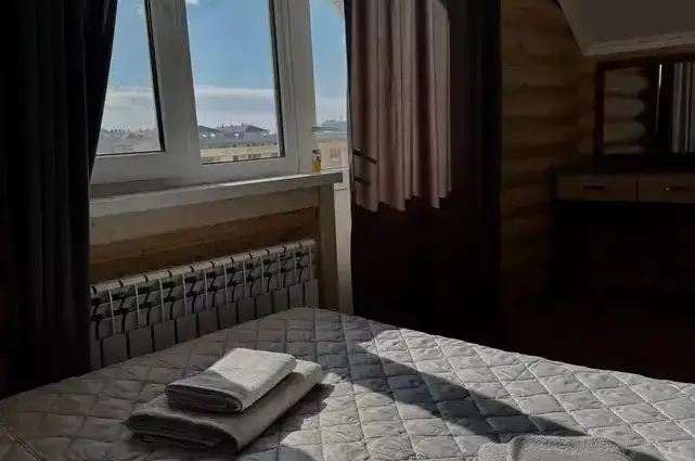 Двухэтажный 4-х местный коттедж