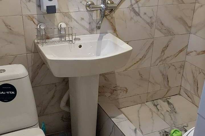 Трехместный