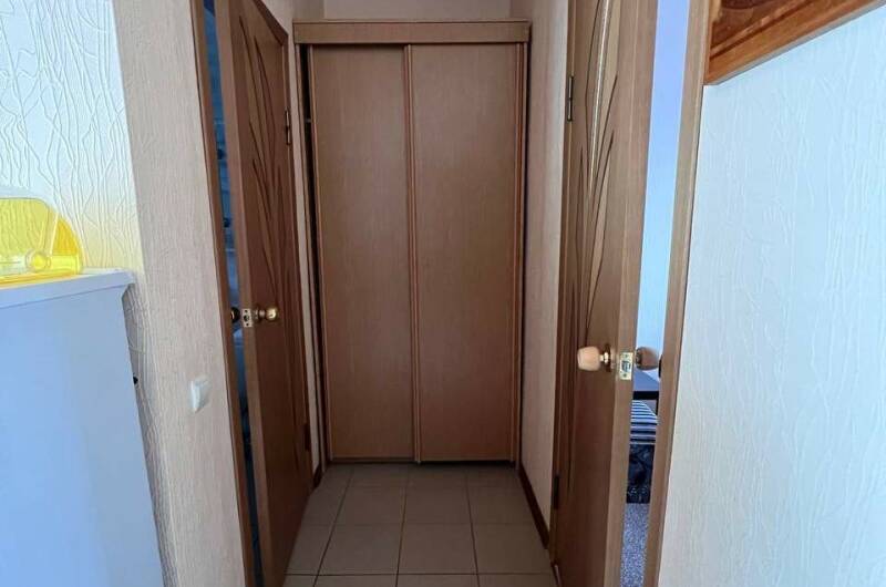 Двухкомнатный с кухней 2 этаж