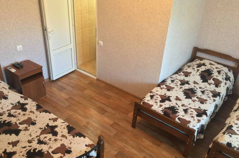 Номер с удобствами четырехместный