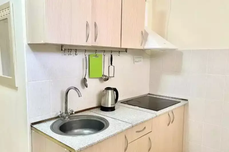 Студия с кухней (- 1 этаж)