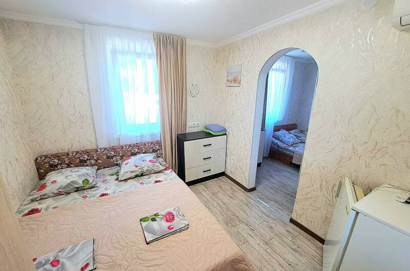 4-местный