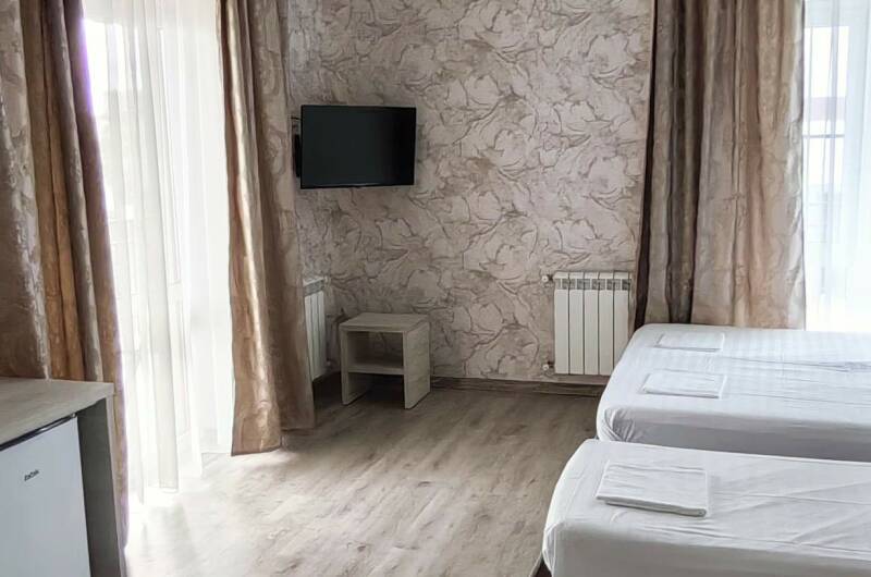 Трехместный с балконом