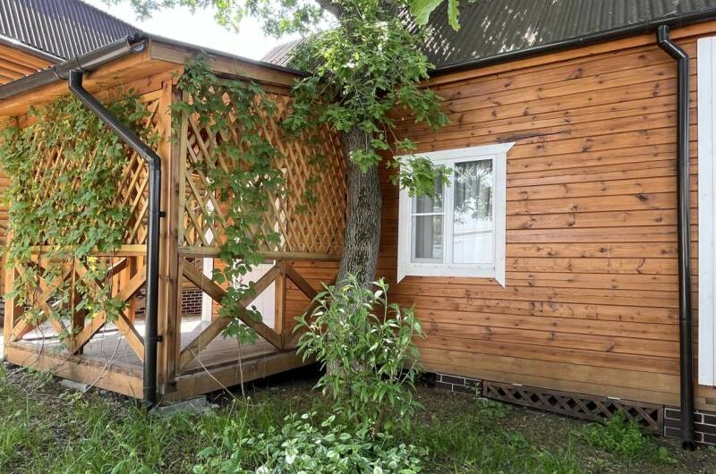 Домик из бруса с кухней на 4−5 человек