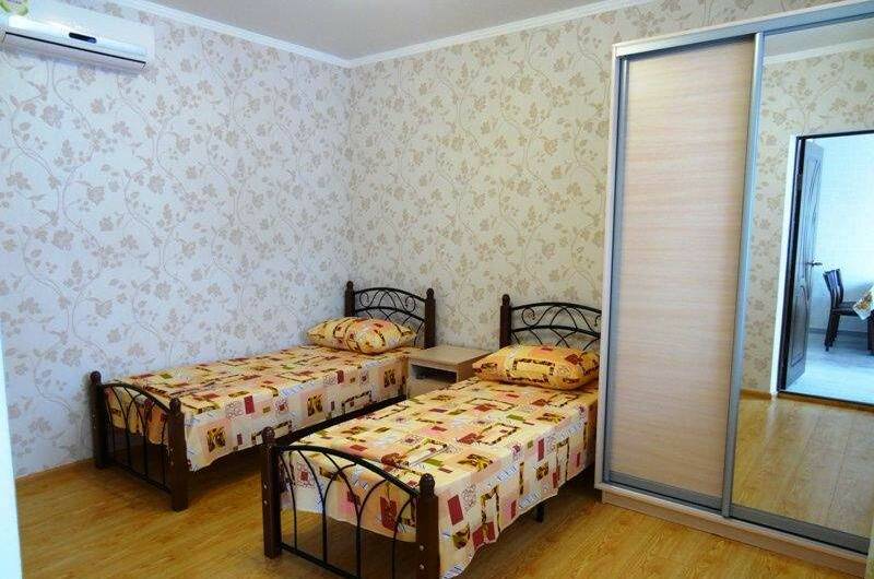 Шестиместный «Люкс»